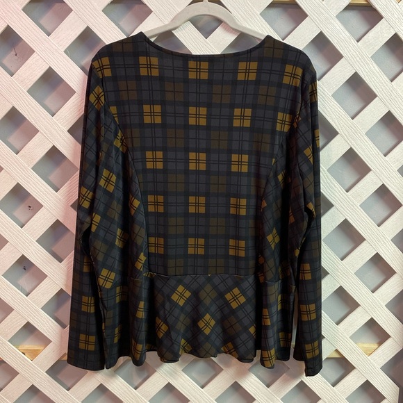 Susan Graver Printed Liquid Knit Button Front PeplumTop Charcoal/Pecan XL - Picture 2 of 3